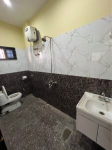 01 Bed Furnished Flat, Rehmanpura Ichra Lahore galley5
